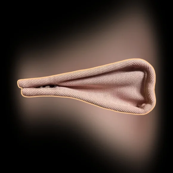 Christian Dior Beauty Pouch canvas material .Dior Box is included - Picture 5 of 8